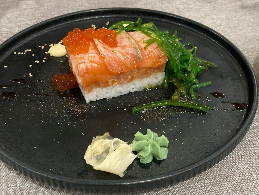 Tartar de Salmón con Wakame - El Albero